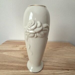 Lenox Creme Gold Trim Vase